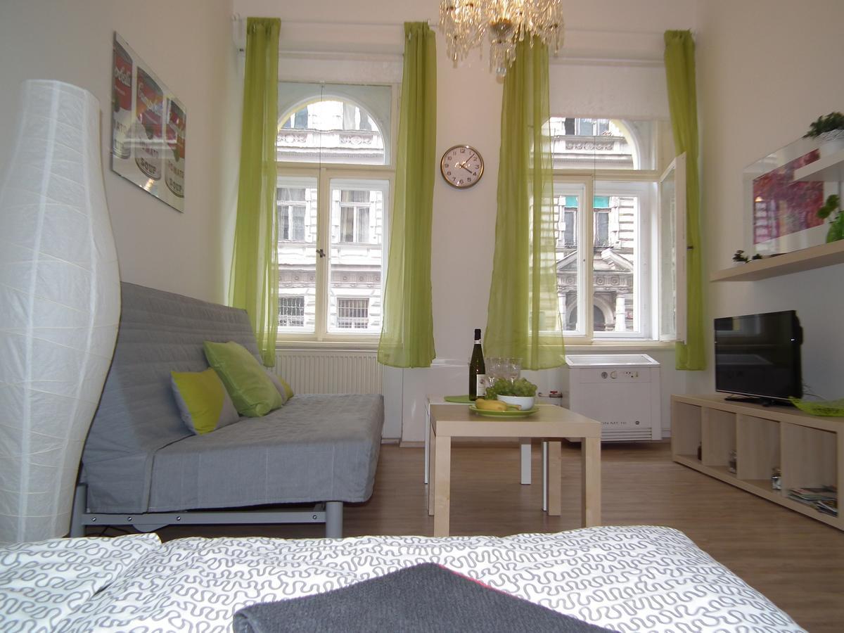 Apartment In The Centre براغ المظهر الخارجي الصورة